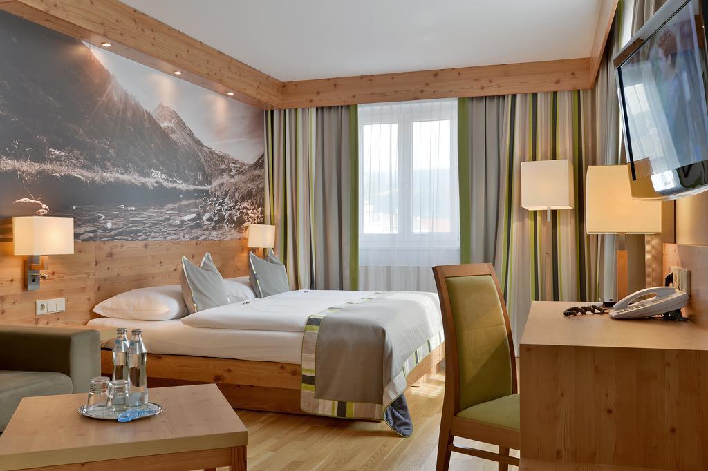 Hotel Goldener Adler 워튼스 객실 사진